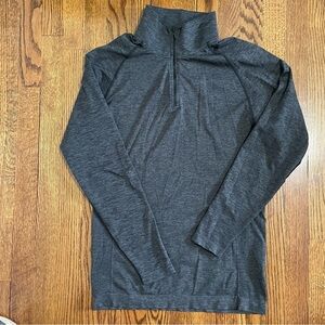 Alphalete Gray 1/4 Zip Activewear Gym Athleisure Zenith Size Medium